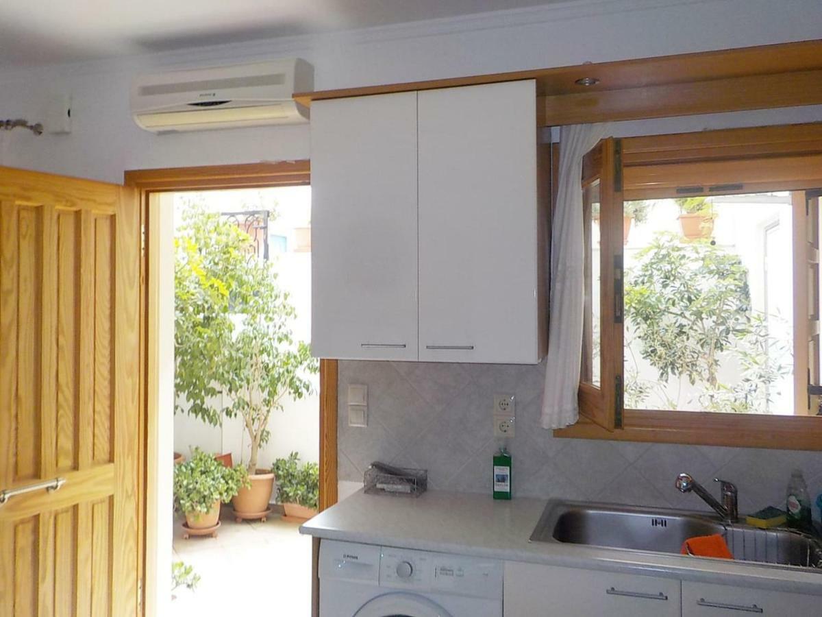 Independent Agapitos Apart , 2Bdrm, Private Patio Naxos City Exterior photo